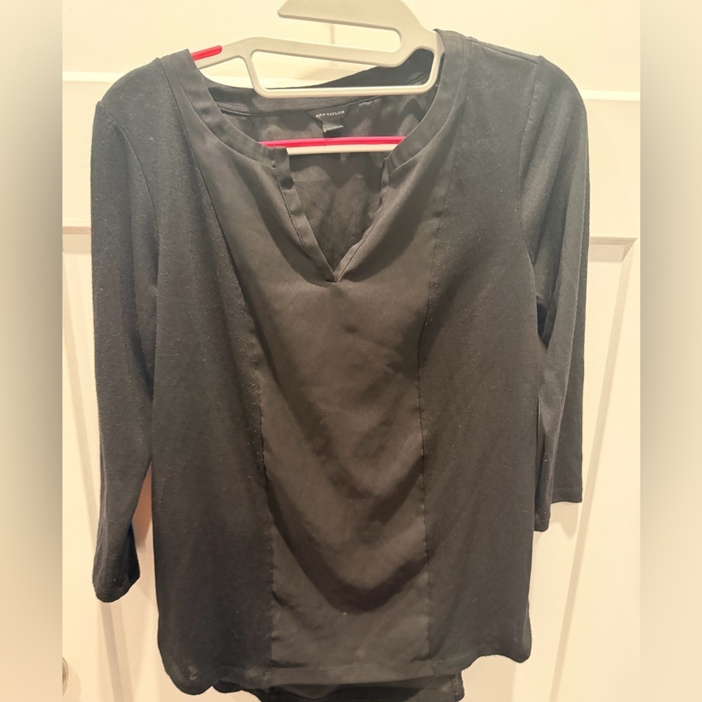 Ann Taylor Black Split Neck Blouse XS Work Office 3/4 Sleeve